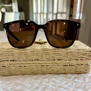 Bottega Veneta Havana Classic Tortie Sunglasses BV1255SA 002 Newer model EUC 😎🌟